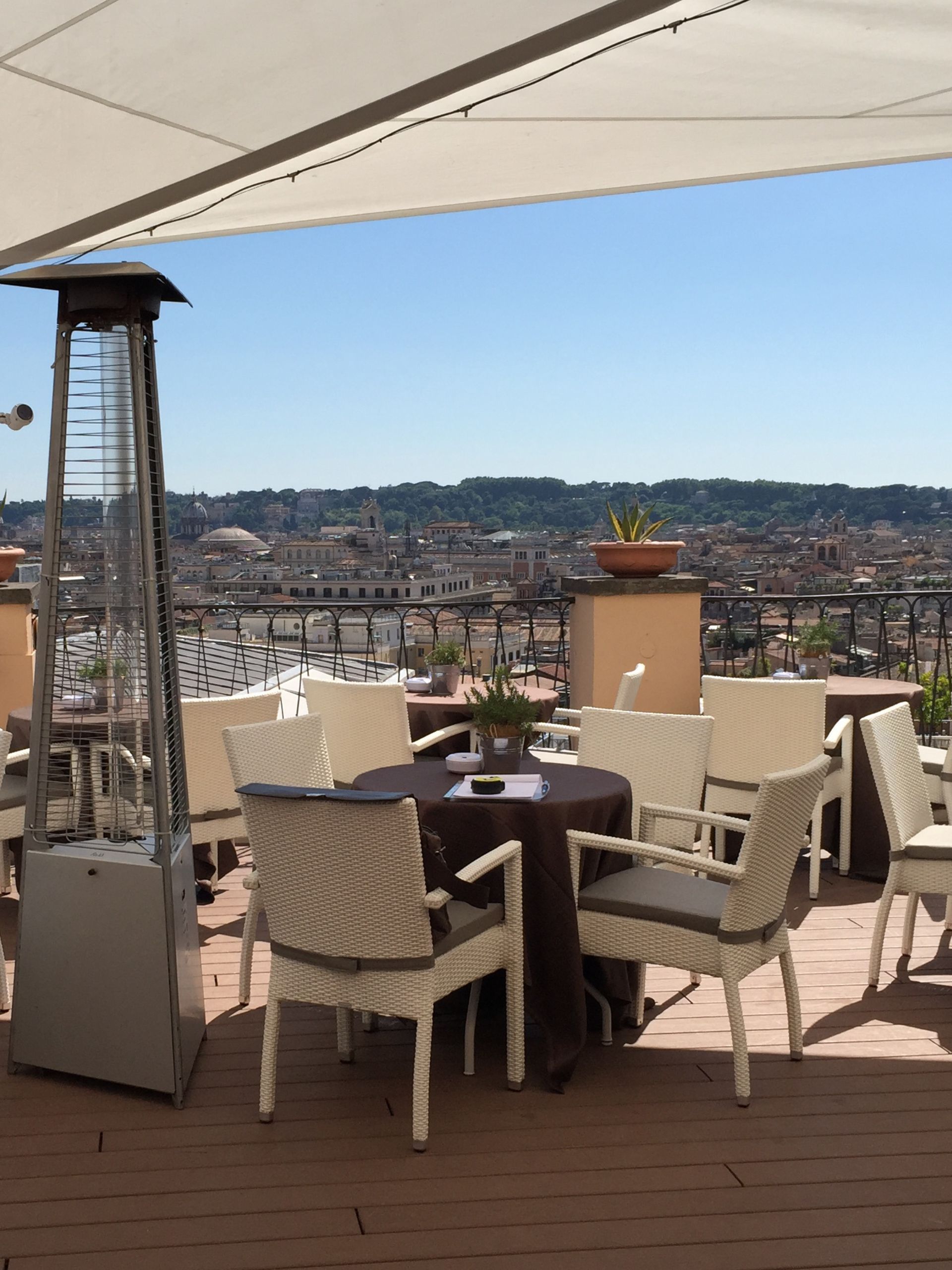 04 progetto_hotel_De_la_ville_terrazza_01