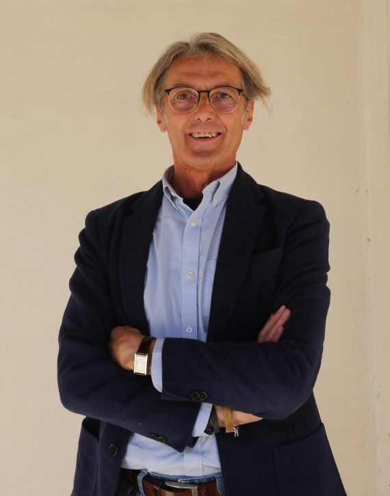 ROBERTO